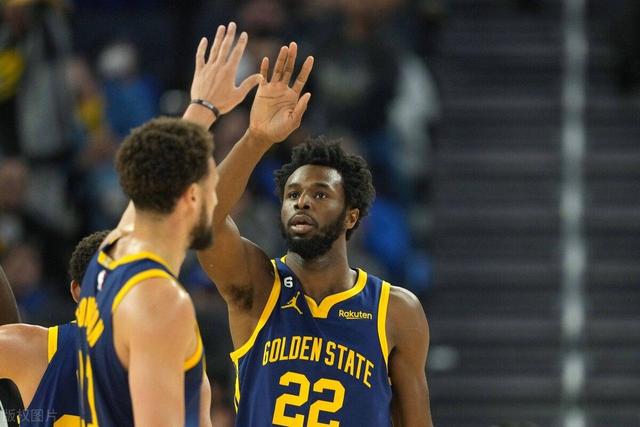 体育直播-西亚卡姆重要时刻出色发挥，TES带队取胜！引发球迷热议-体育直播