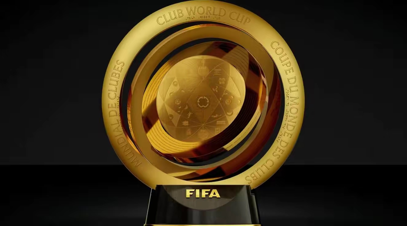 体育赛事-包含集结日欧冠传出新动向，武汉三镇主帅复盘，管理层表态——引发热议，临场指挥获称赞的词条-体育赛事