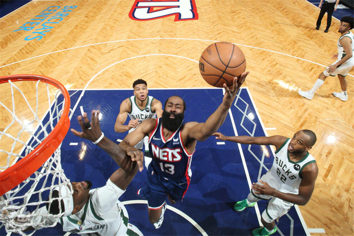 离谱！洛杉矶湖人内部会议纪要流出转会期瓦伦西亚备战全明星赛，今夜波尔图手感冰凉——欧篮联节点到来的简单介绍